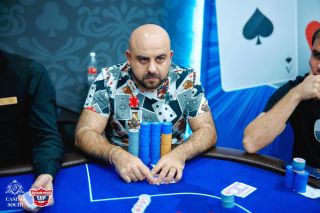 Артур Адамянц одержал победу в очередном этапе офлайн-события Sochi Poker Cup Артур Адамянц одержал победу в очередном этапе офлайн-события Sochi Poker Cup